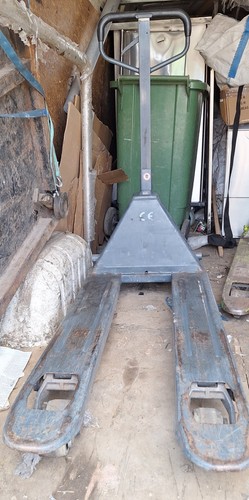 Hand pump pallet truck - pallet, heavy
